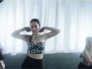 MV/K-POP x Into You (SNSD Yuri)