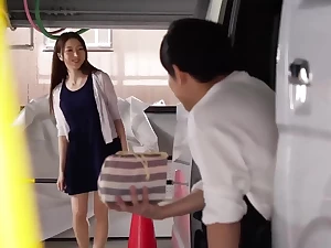 Hzgd-184 犯●れるうちに恋に落ちた純真なセレブ巨乳妻 羽咲美亜