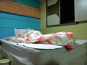 Cute asian girl fucks her bf in various positions on the bed