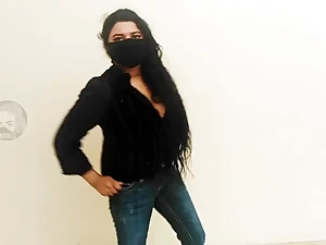 Yes Wy Yes Way Saba Pakistani New Sexy Hot Dance